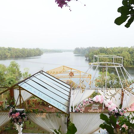 Sona Villa, The Lake Chalet Kudal  Esterno foto