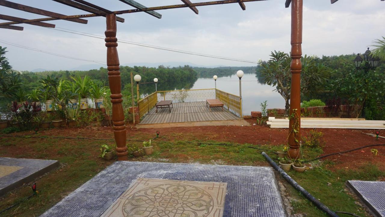 Sona Villa, The Lake Chalet Kudal  Esterno foto