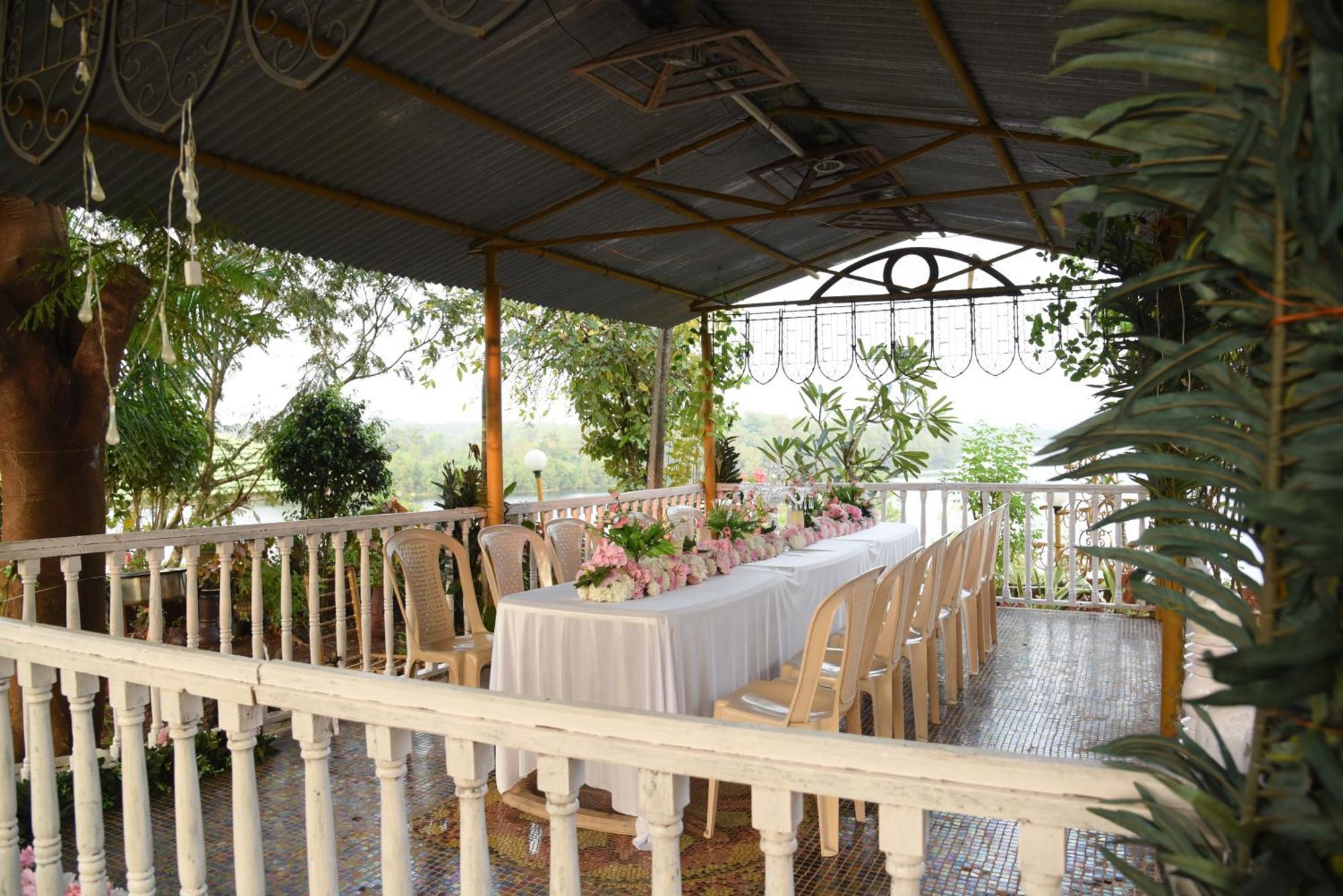 Sona Villa, The Lake Chalet Kudal  Esterno foto