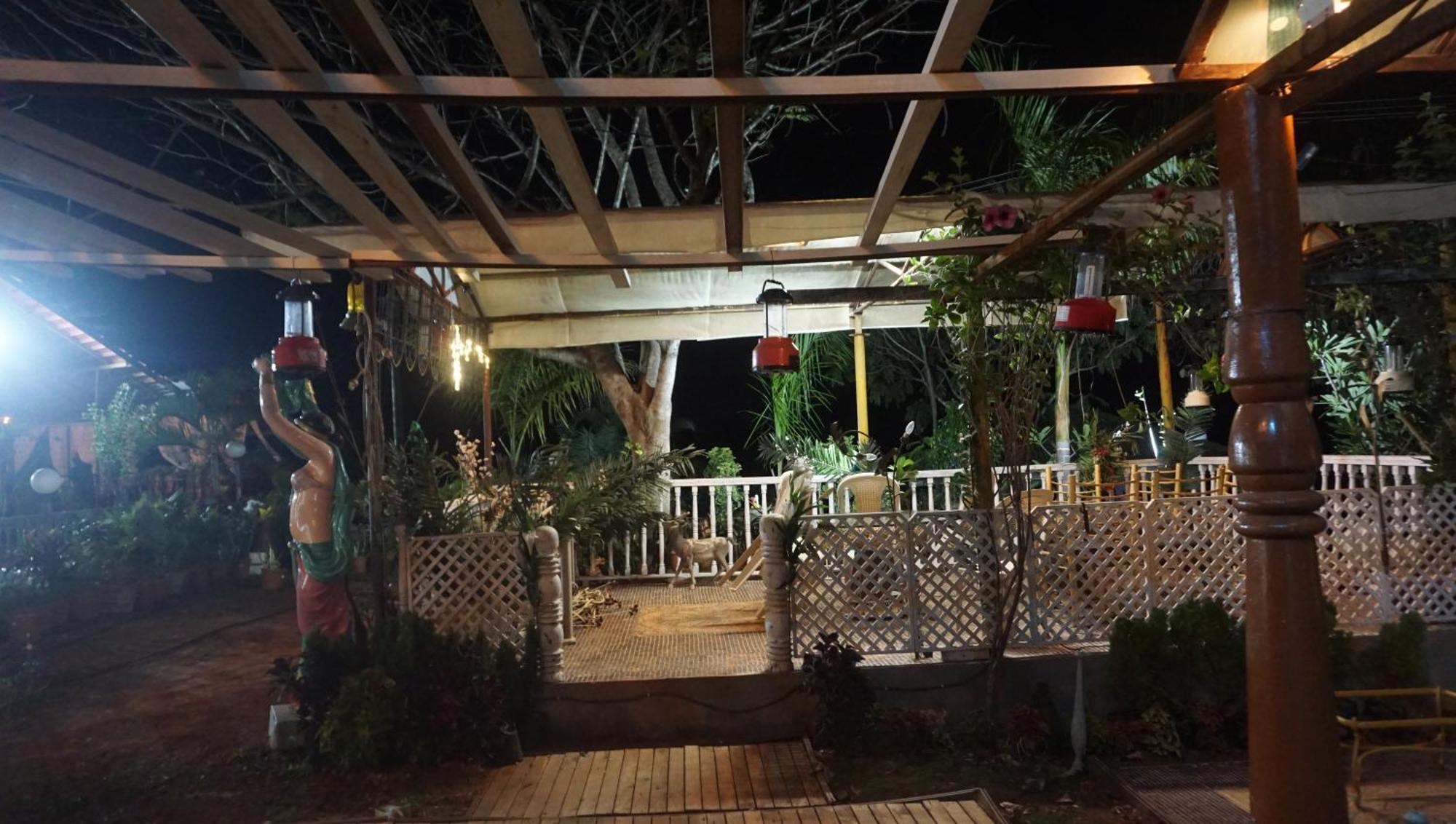 Sona Villa, The Lake Chalet Kudal  Esterno foto