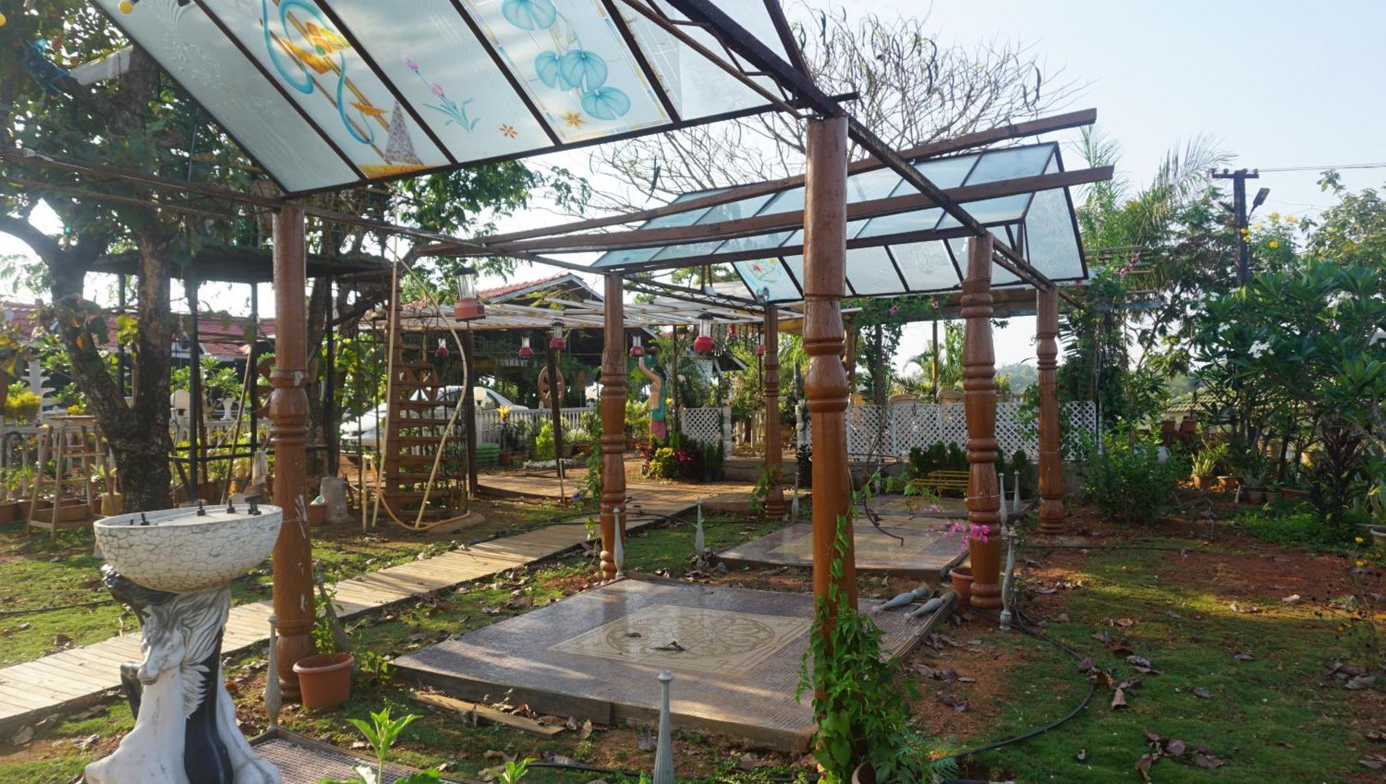 Sona Villa, The Lake Chalet Kudal  Esterno foto