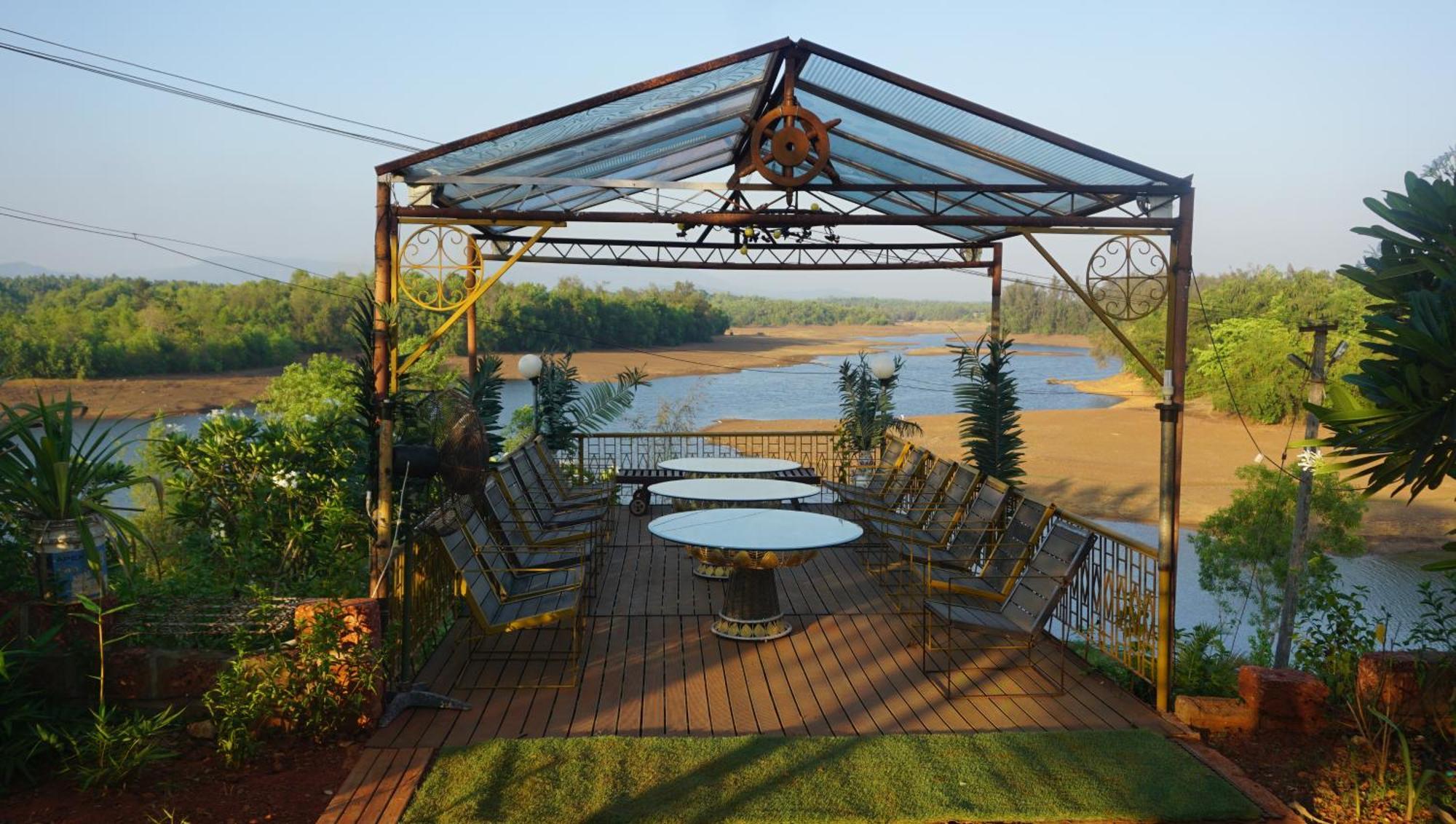 Sona Villa, The Lake Chalet Kudal  Esterno foto