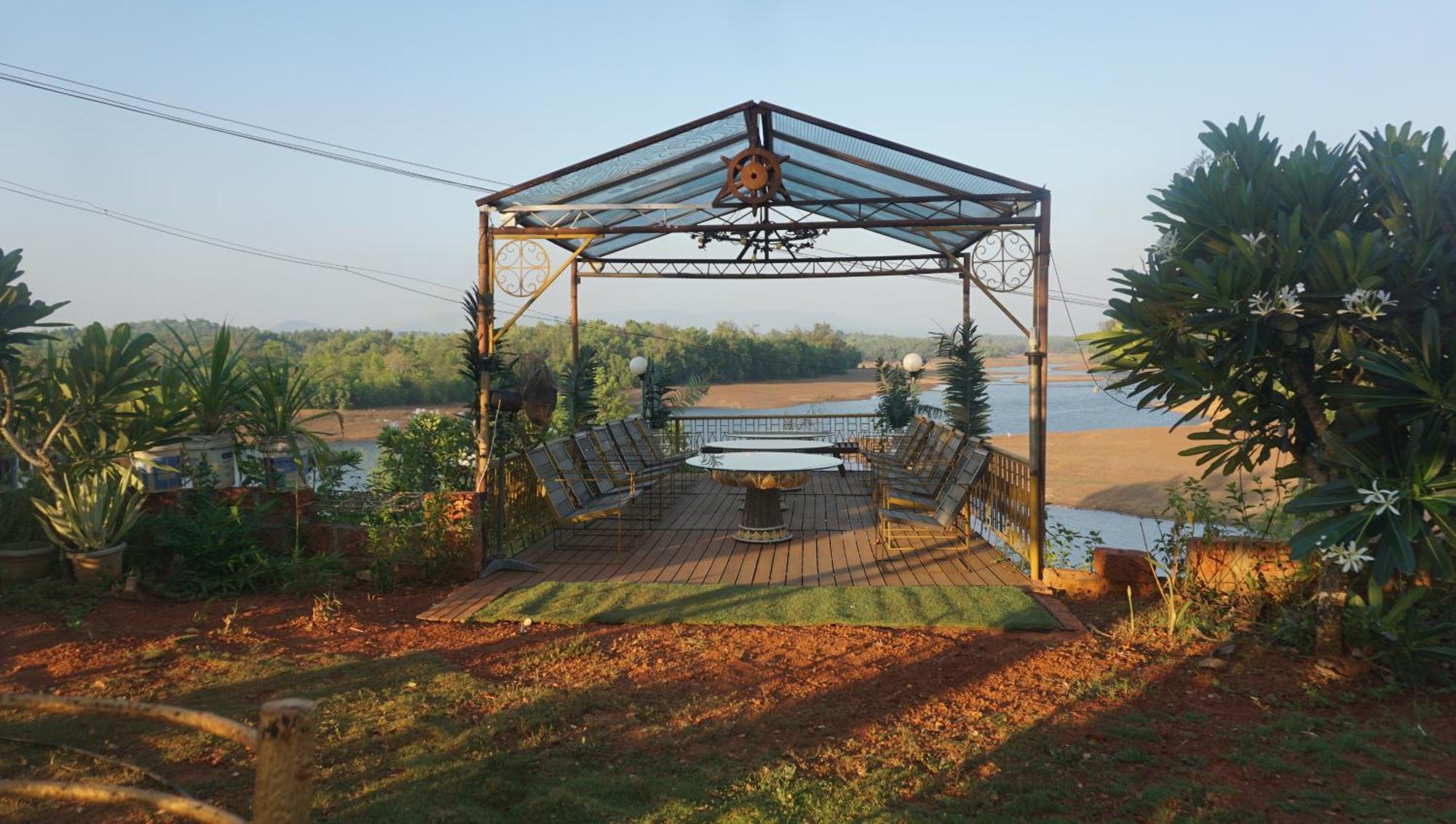 Sona Villa, The Lake Chalet Kudal  Esterno foto