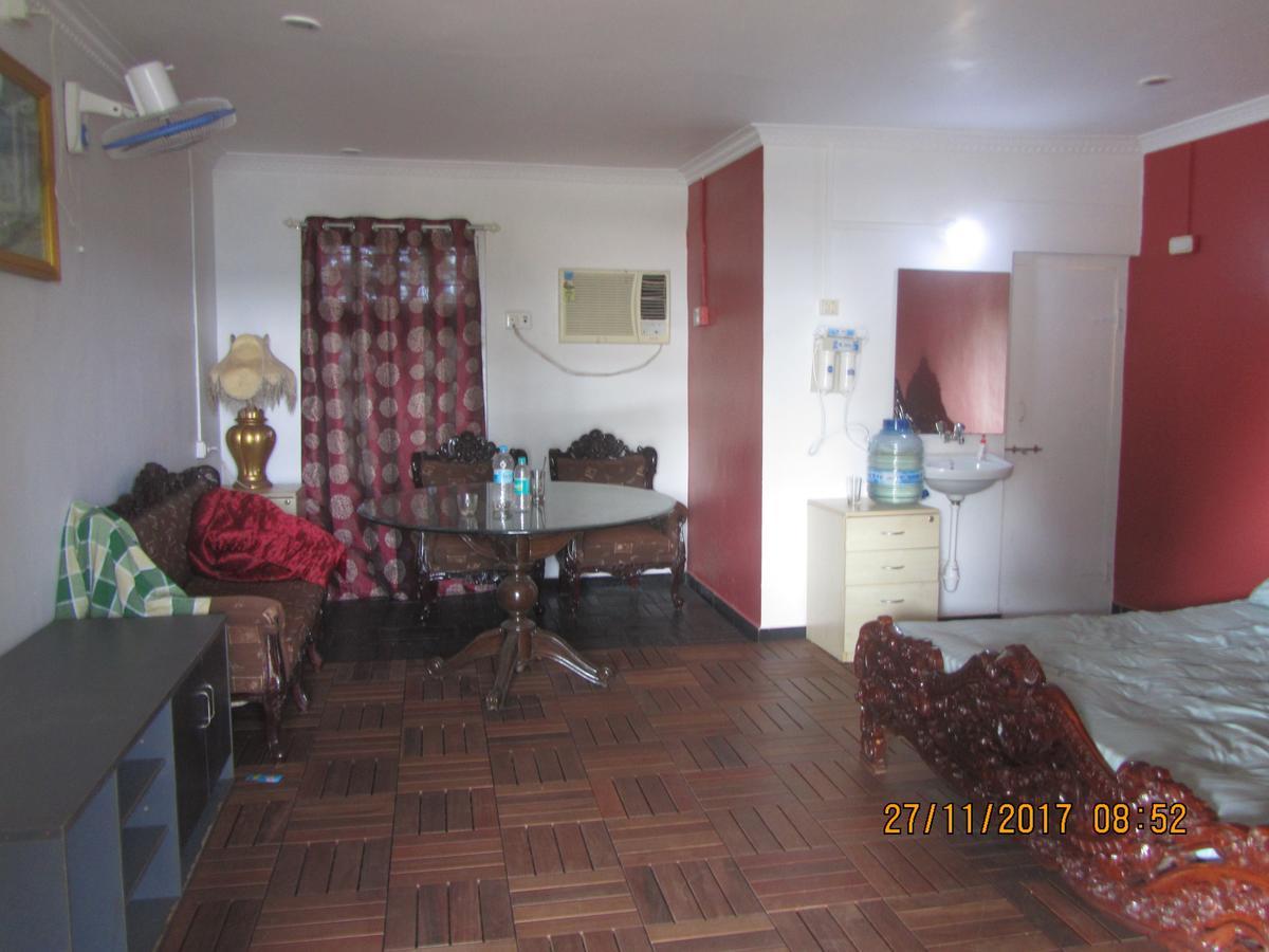 Sona Villa, The Lake Chalet Kudal  Esterno foto