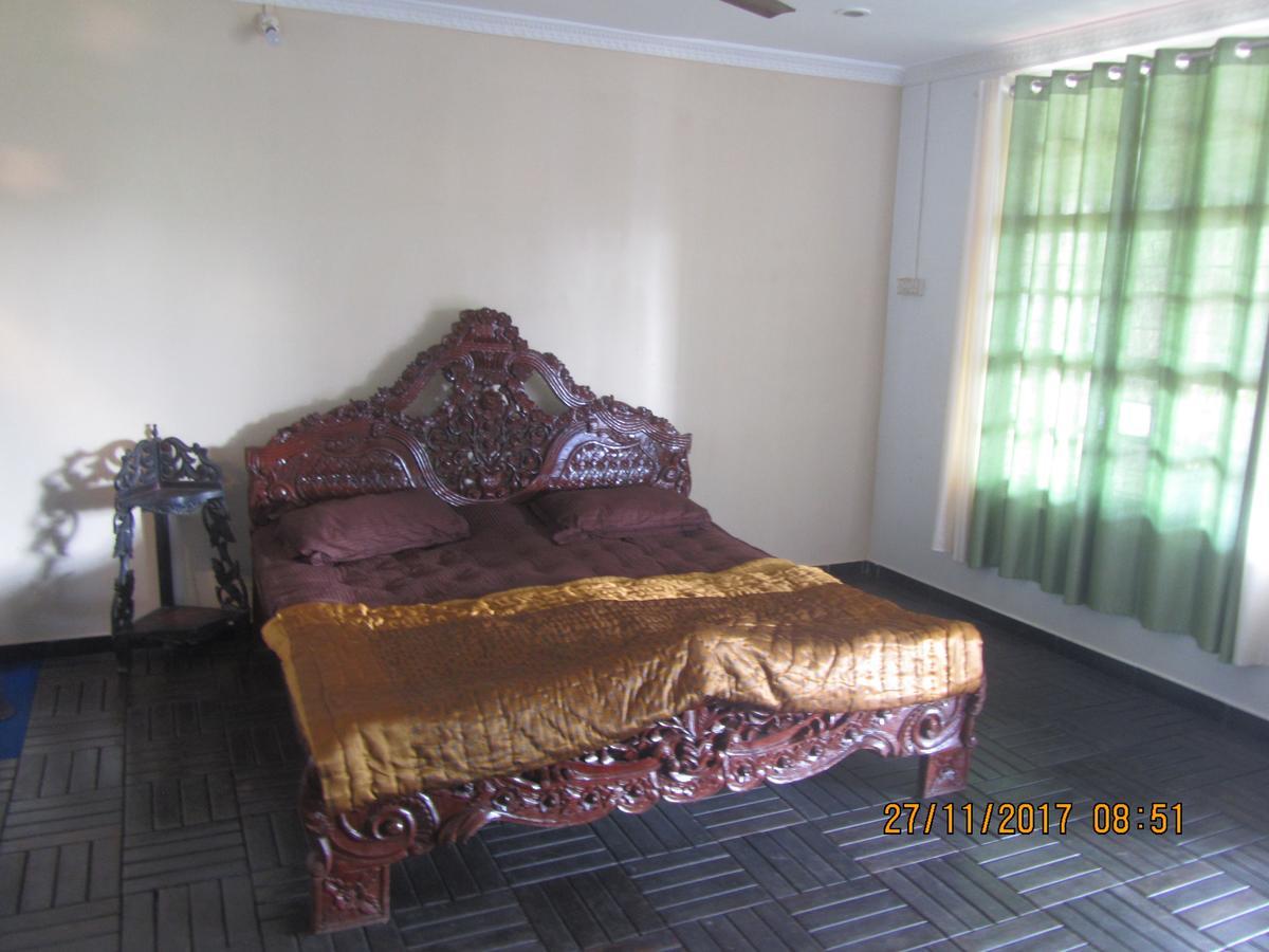 Sona Villa, The Lake Chalet Kudal  Esterno foto