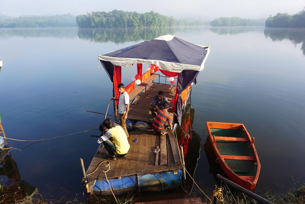 Sona Villa, The Lake Chalet Kudal  Esterno foto